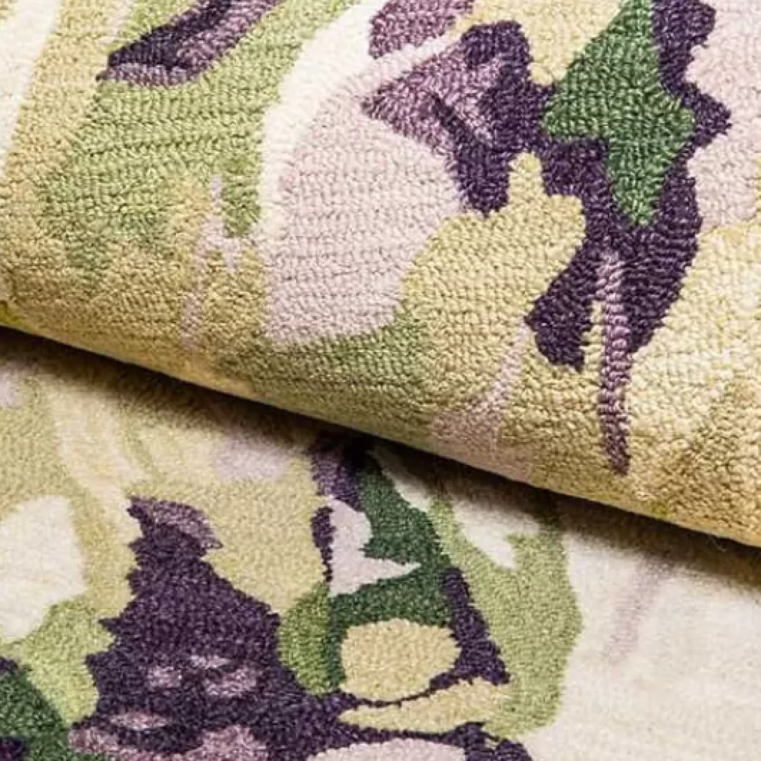 MacKenzie-Childs Artichoke 6' Round Rug< Rugs
