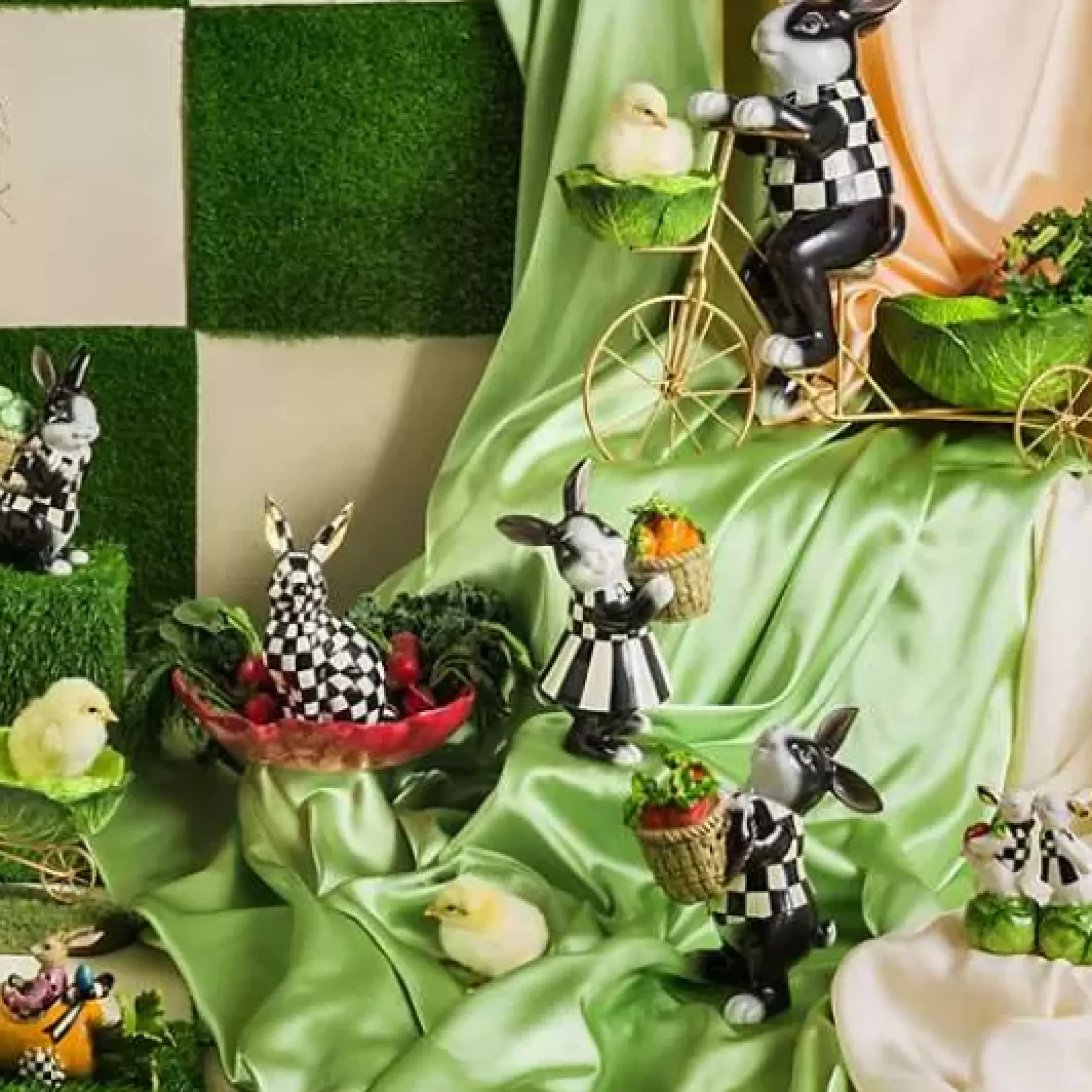 MacKenzie-Childs Cabbage Garden Salt Pepper Set< Spring|Table Accessories