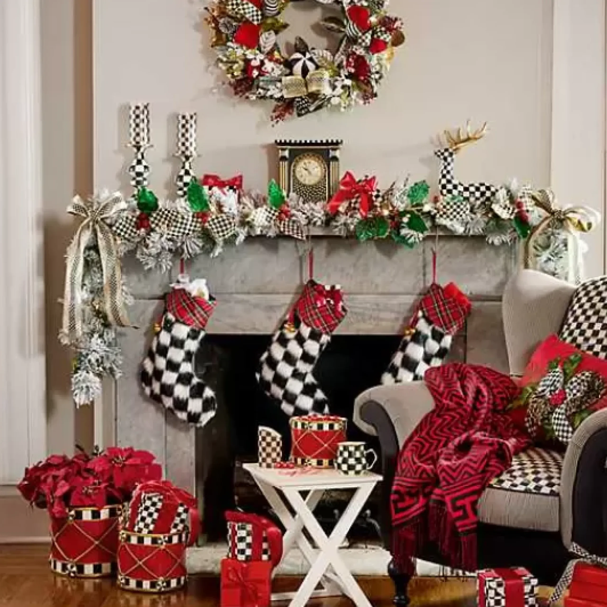 MacKenzie-Childs Checkmate Sitting Deer< Holiday|Room Accents