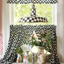 MacKenzie-Childs Courtly Check 18 Barn Pendant Lamp< Lighting