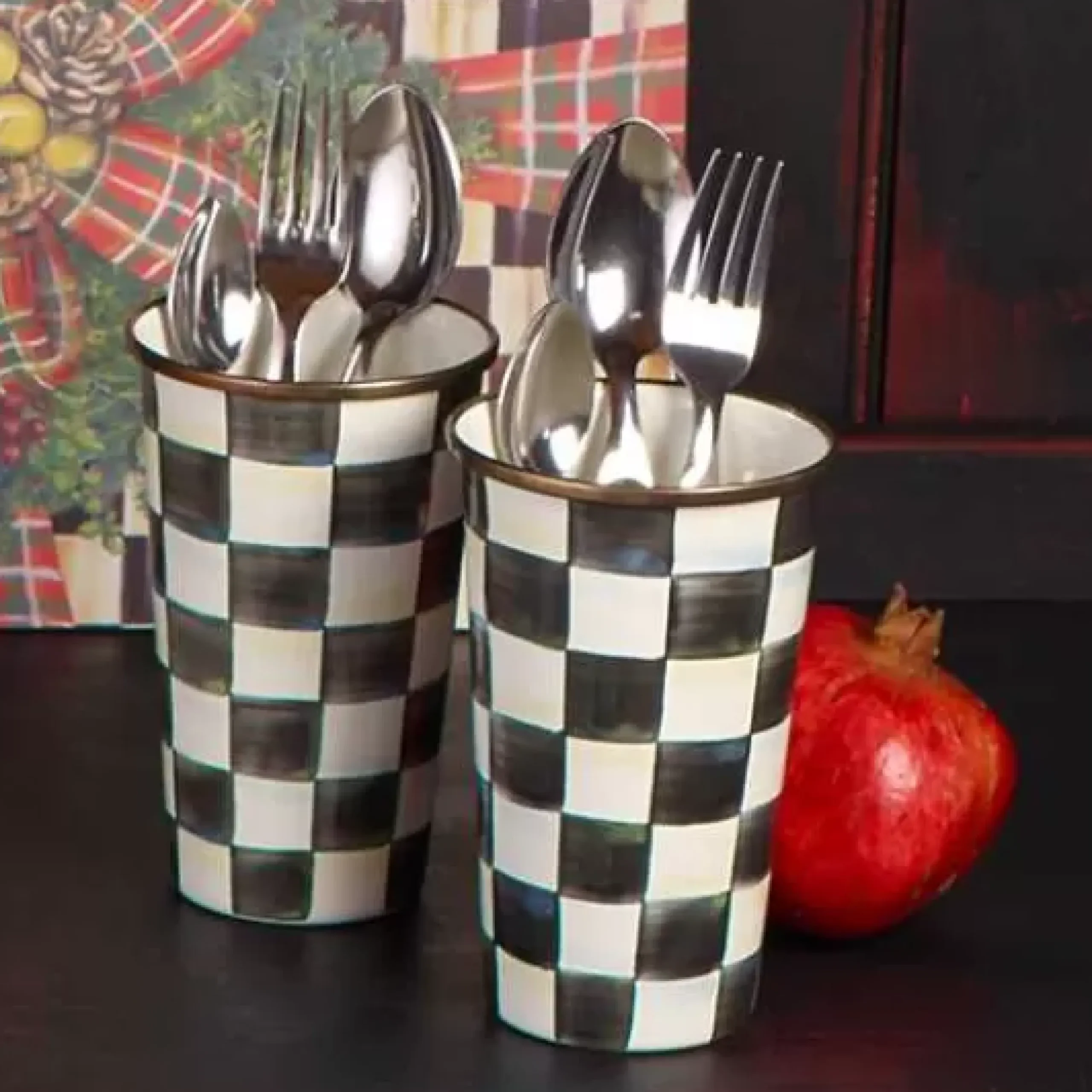 MacKenzie-Childs Courtly Check 20 Ounce Tumbler< Drinkware|Bar Entertaining
