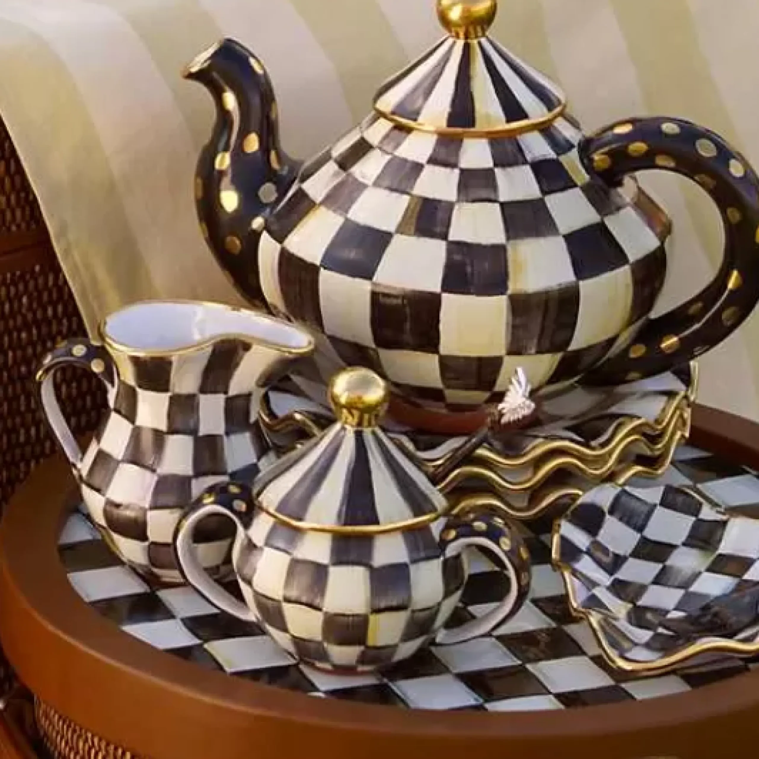 MacKenzie-Childs Courtly Check Ceramic Creamer< The Coffee Shop|Serveware