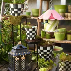 MacKenzie-Childs Courtly Check Extra Large Garden Pot< Spring|Outdoor