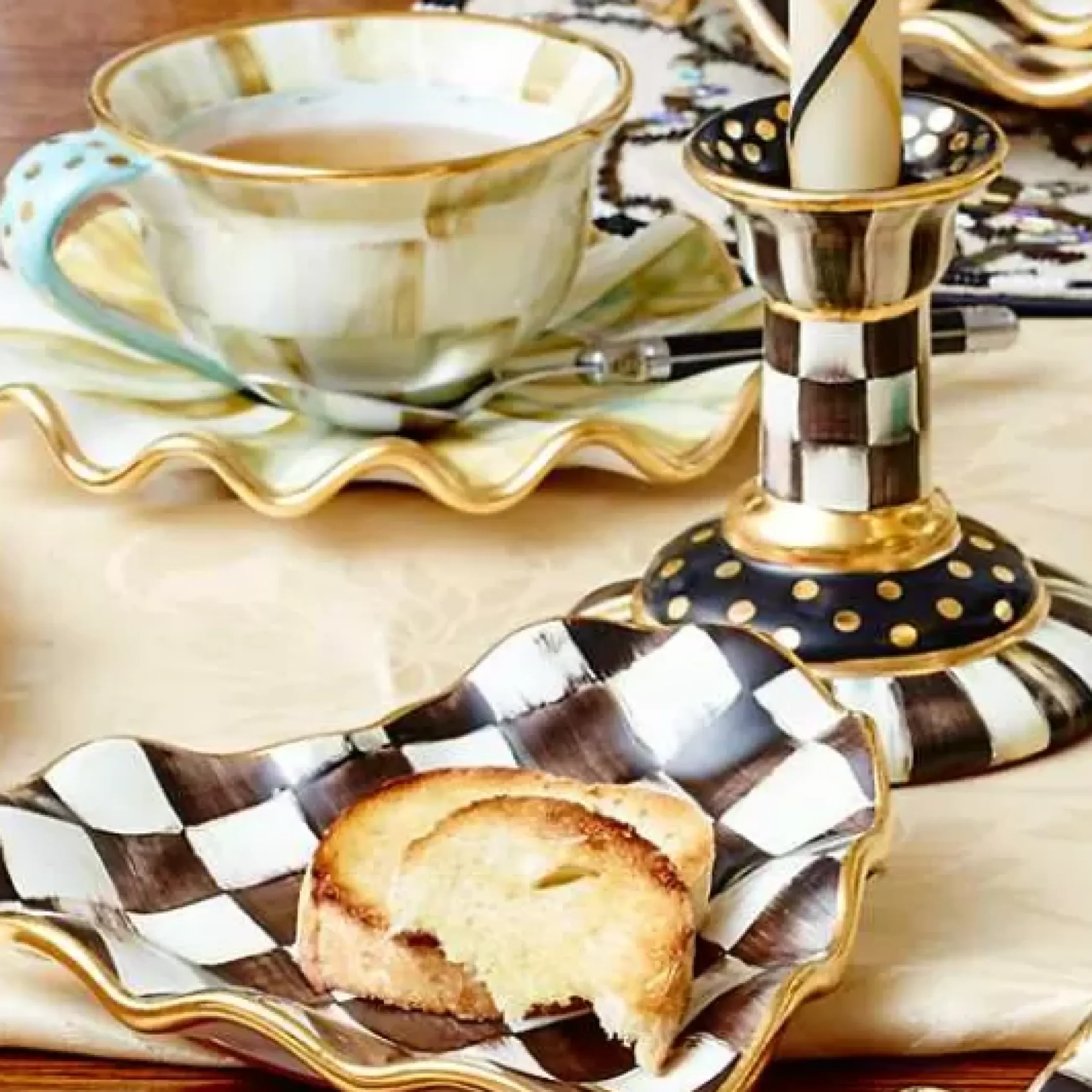MacKenzie-Childs Courtly Check Fluted Heart Plate< Bar Entertaining|Serveware