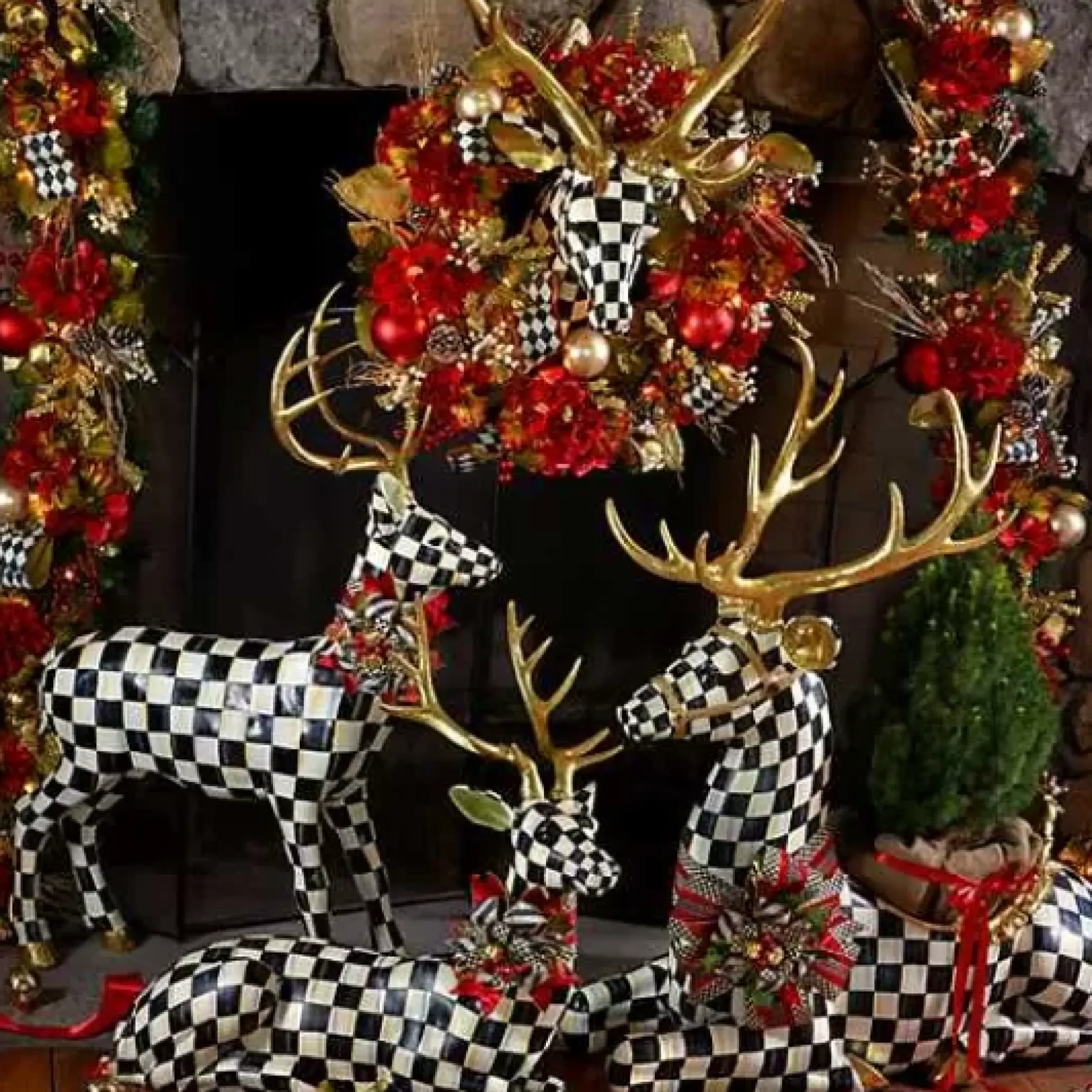 MacKenzie-Childs Courtly Check Large Deer< Holiday|Room Accents