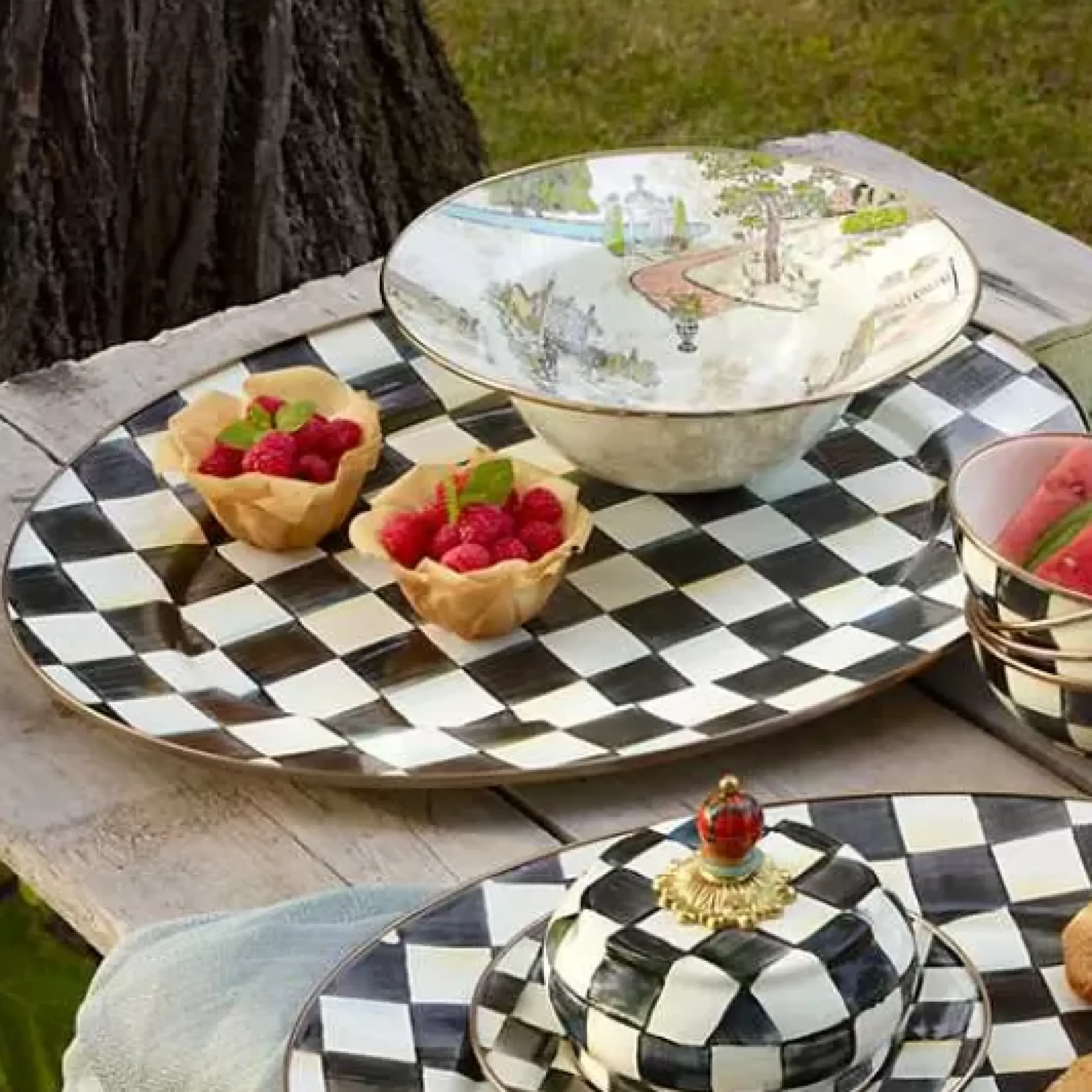 MacKenzie-Childs Courtly Check Large Oval Platter< Bar Entertaining|Serveware