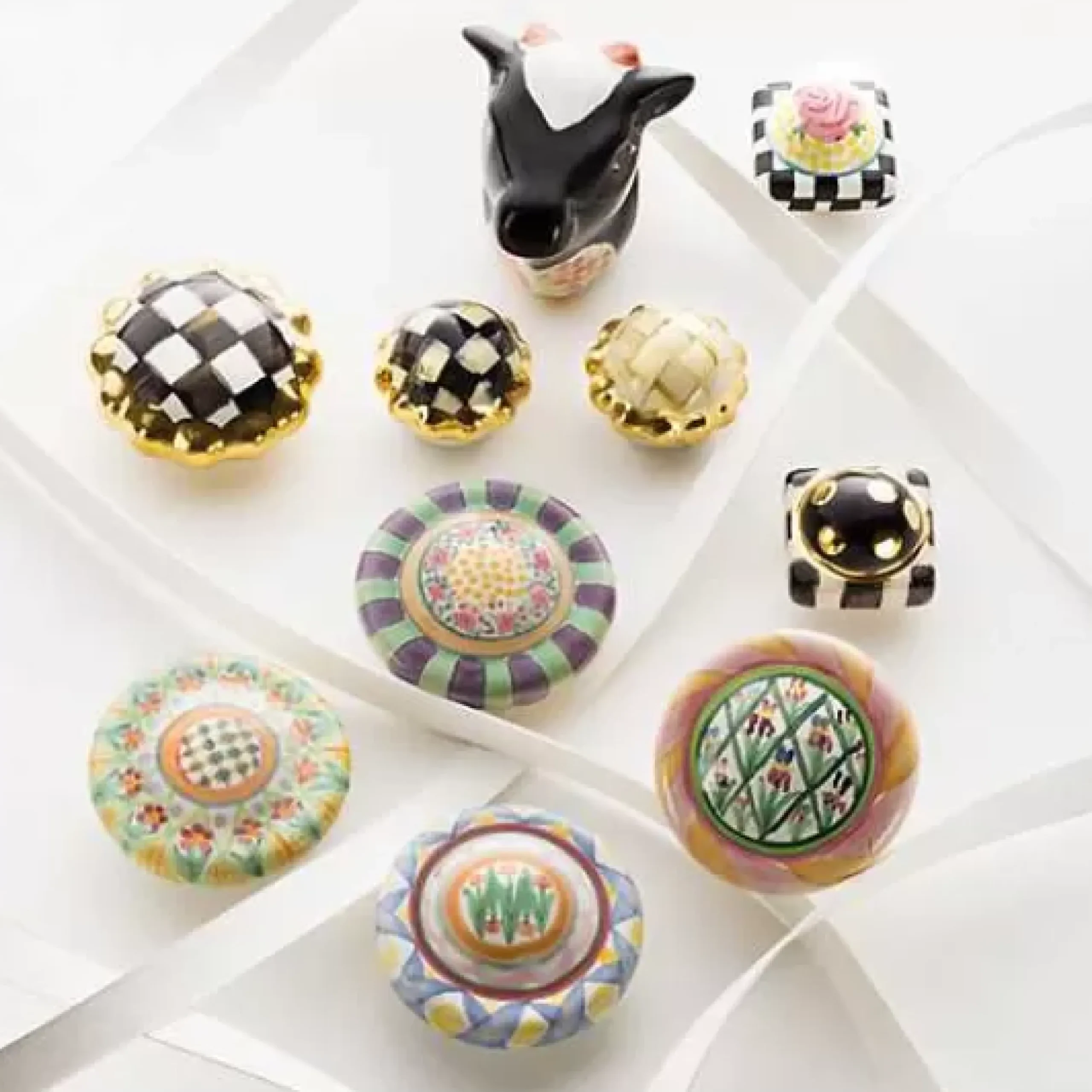 MacKenzie-Childs Courtly Check Petit Four Round Knob< Finishing Touches|Room Accents