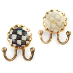 MacKenzie-Childs Courtly Check Round Hook< Finishing Touches|Room Accents