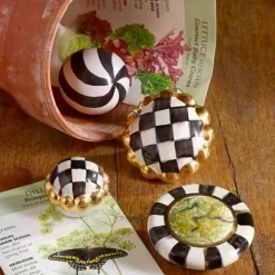 MacKenzie-Childs Courtly Check Round Knob< Finishing Touches|Room Accents