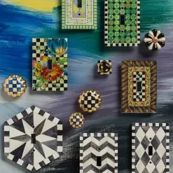 MacKenzie-Childs Courtly Check Round Knob< Finishing Touches|Room Accents