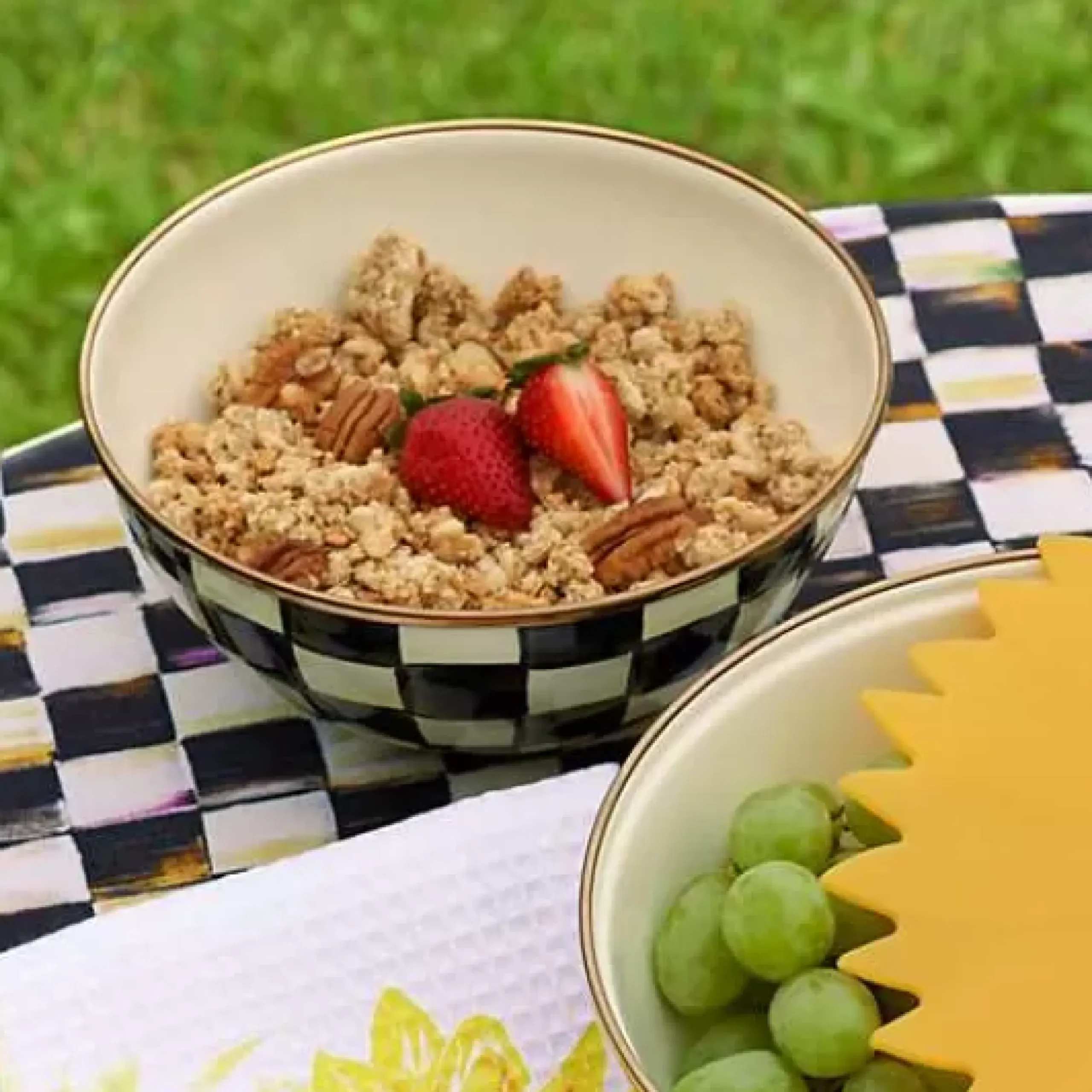 MacKenzie-Childs Courtly Check Small Everyday Bowl< Serveware