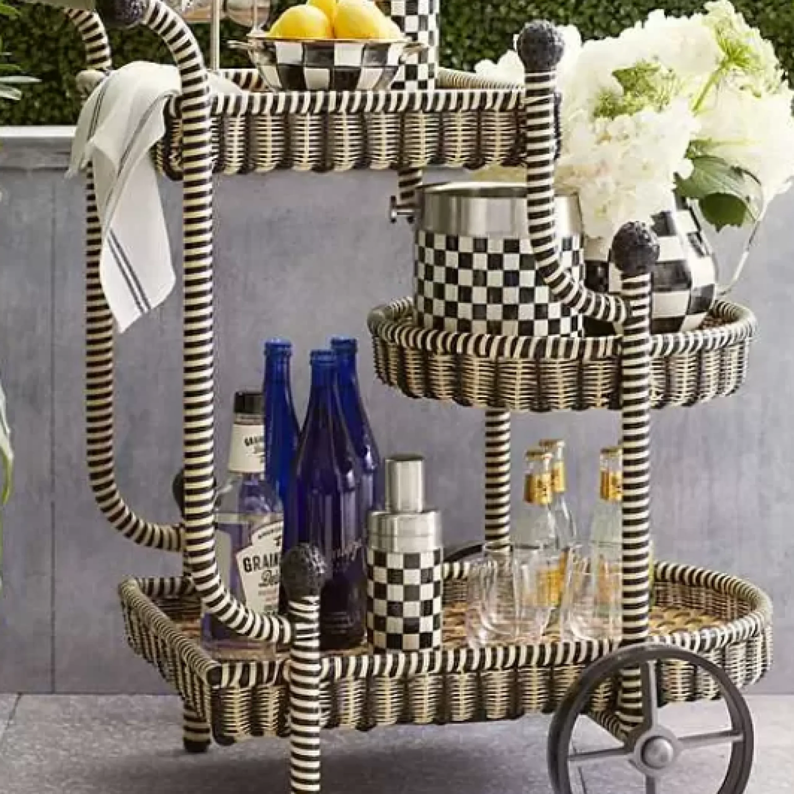 MacKenzie-Childs Courtyard Bar Cart< Outdoor|Bar Entertaining