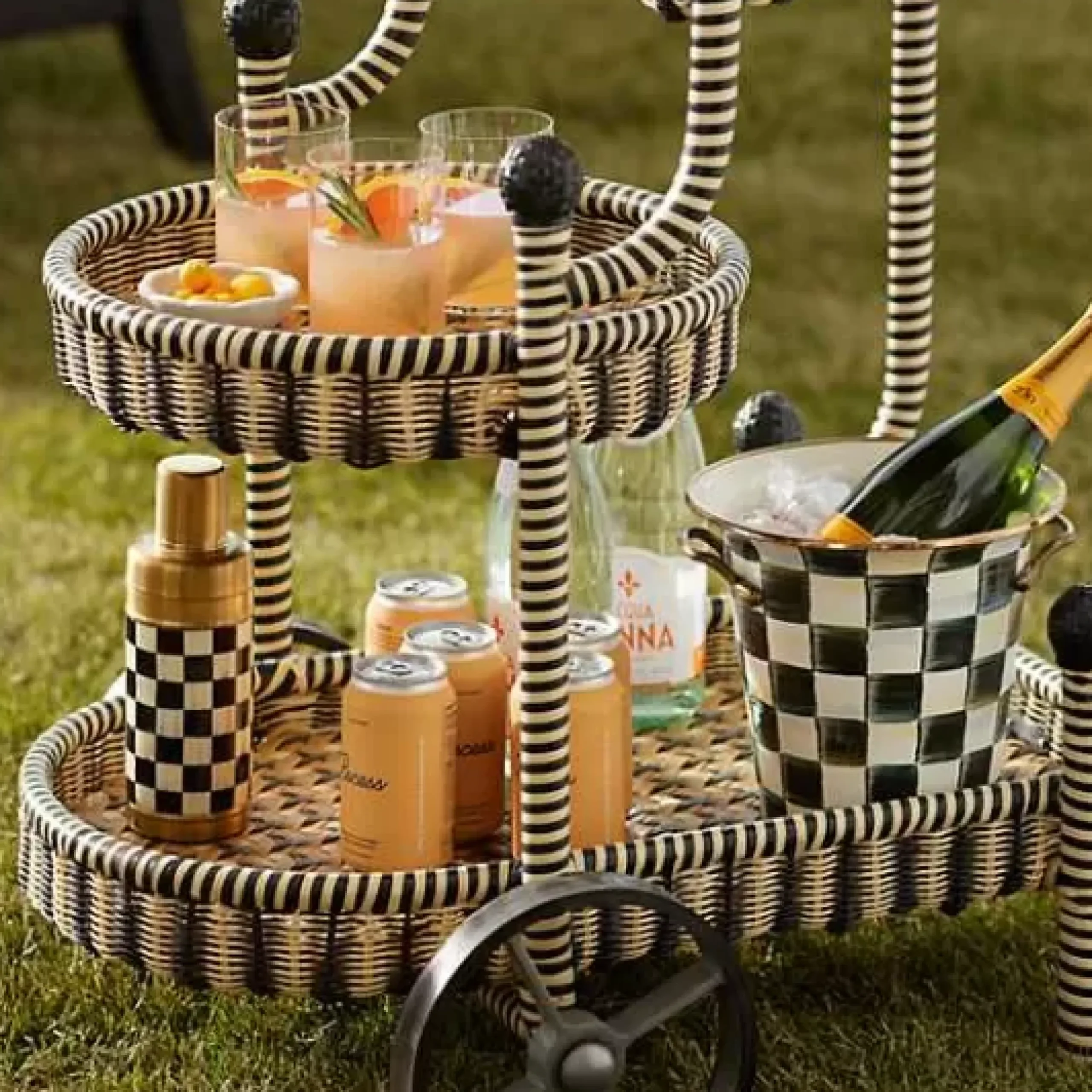 MacKenzie-Childs Courtyard Bar Cart< Outdoor|Bar Entertaining