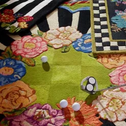 MacKenzie-Childs Cutting Garden 6' Round Rug< Rugs