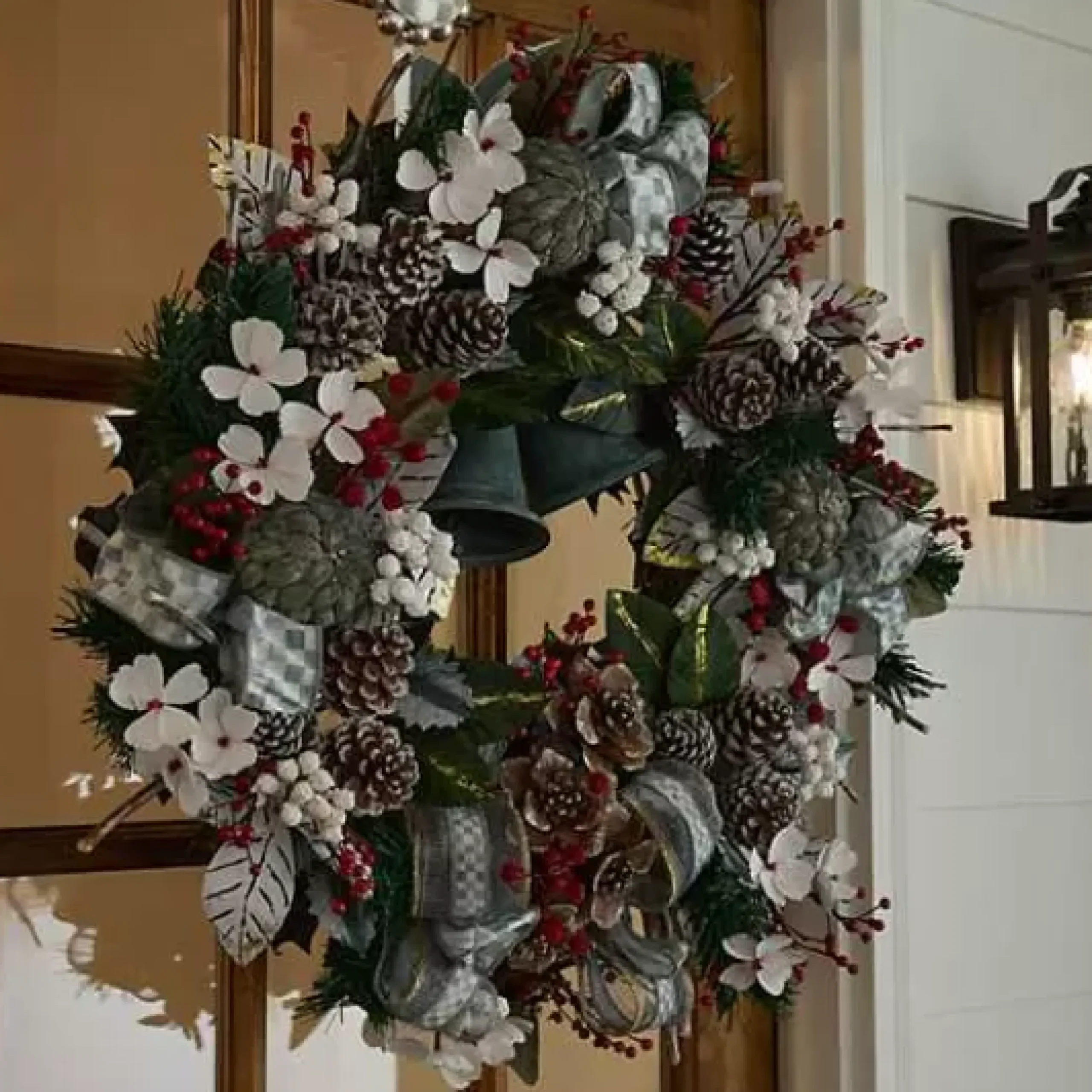 MacKenzie-Childs Farmhouse Sterling Holiday 30 Wreath< Holiday|Greenery & Florals