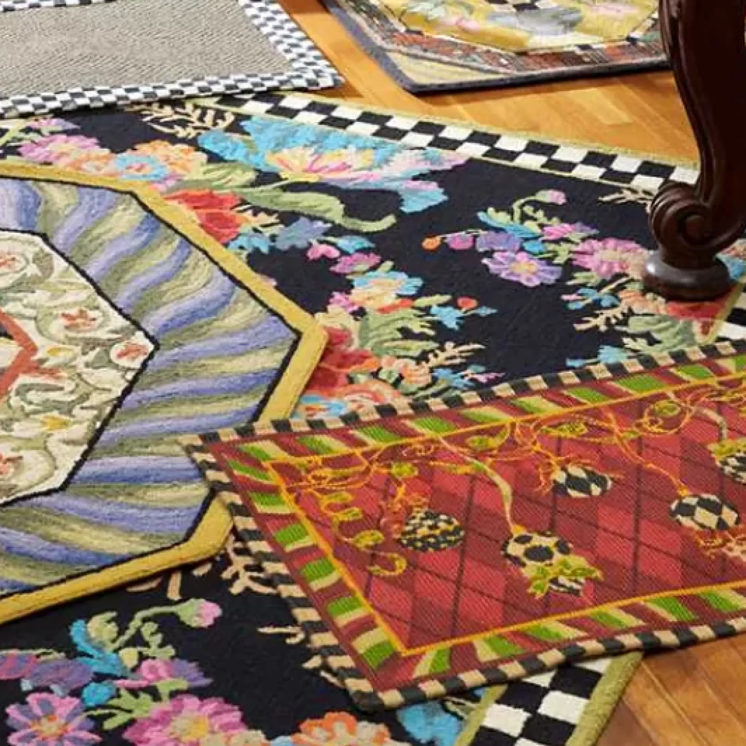 MacKenzie-Childs Flower Market 5' x 8' Rug< Rugs