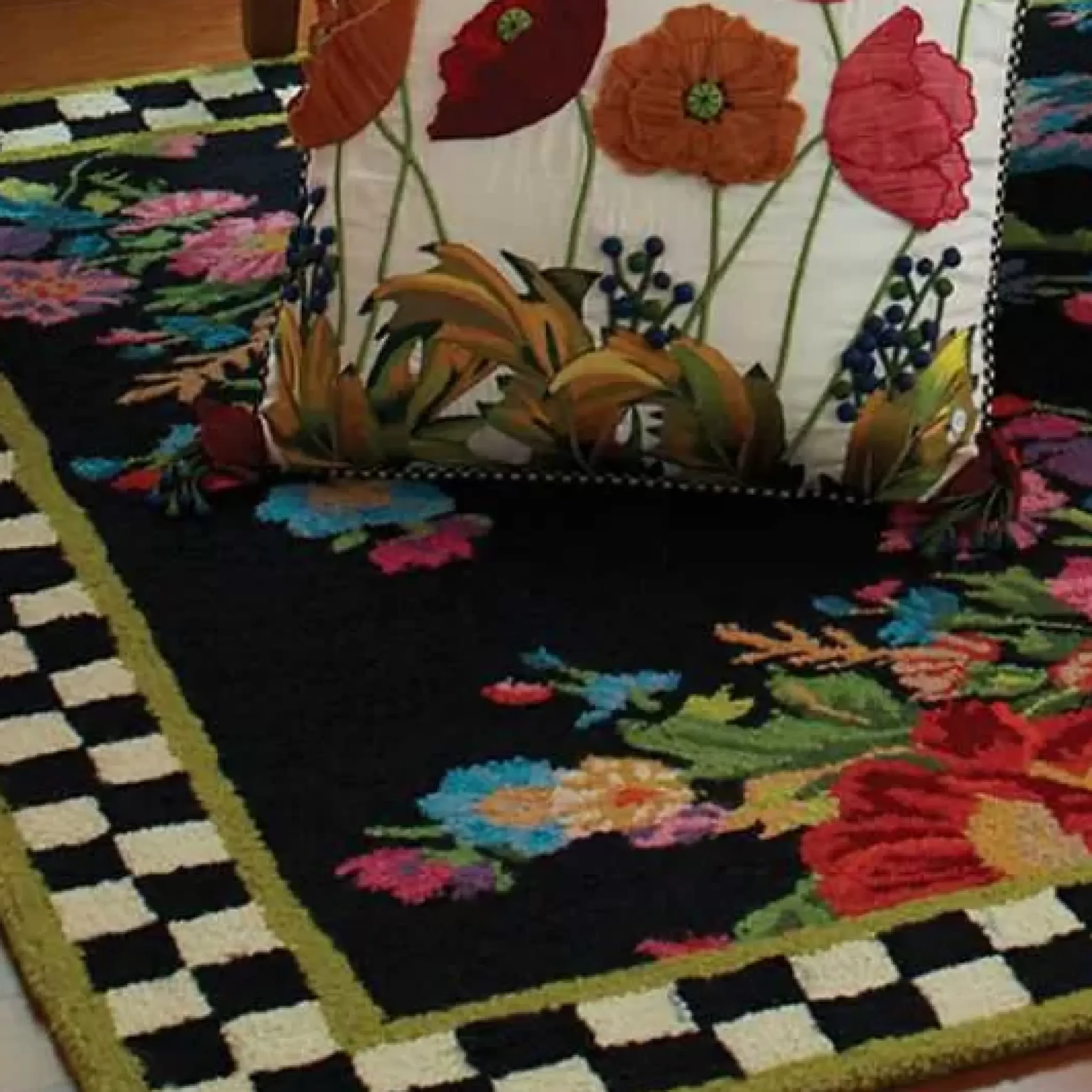 MacKenzie-Childs Flower Market 8' x 10' Rug< Rugs