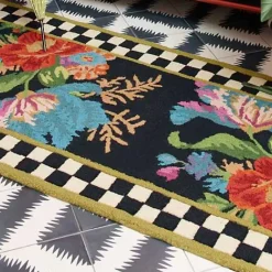 MacKenzie-Childs Flower Market 2'6 x 8' Runner< Rugs