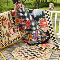 MacKenzie-Childs Flower Market 2'6 x 8' Runner< Rugs
