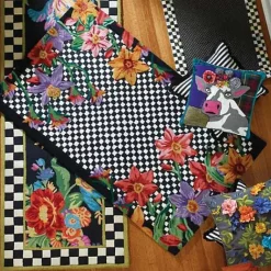 MacKenzie-Childs Flower Market 2'6 x 8' Runner< Rugs