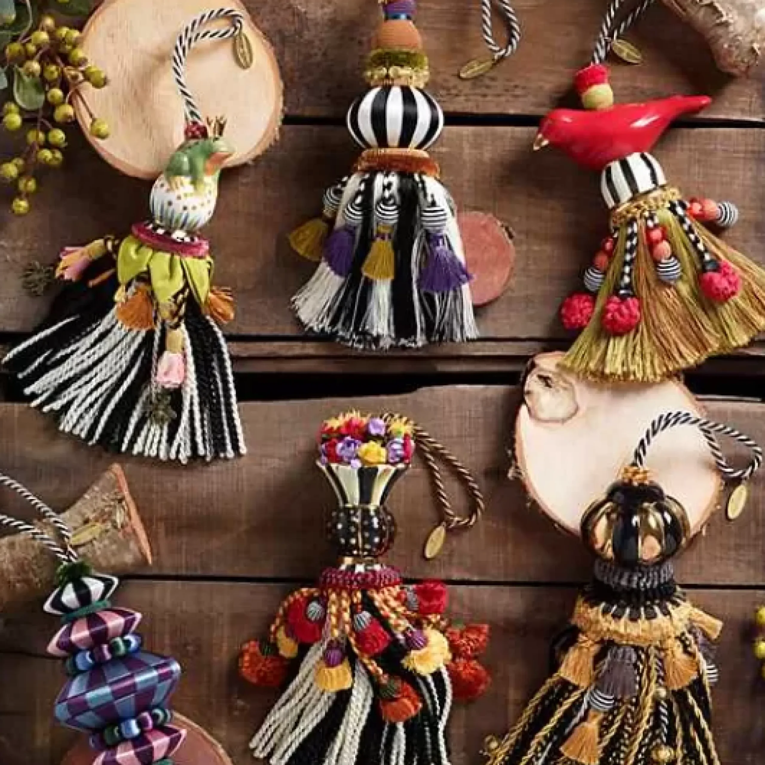 MacKenzie-Childs Frog Ceramic Tassel< Finishing Touches|Room Accents