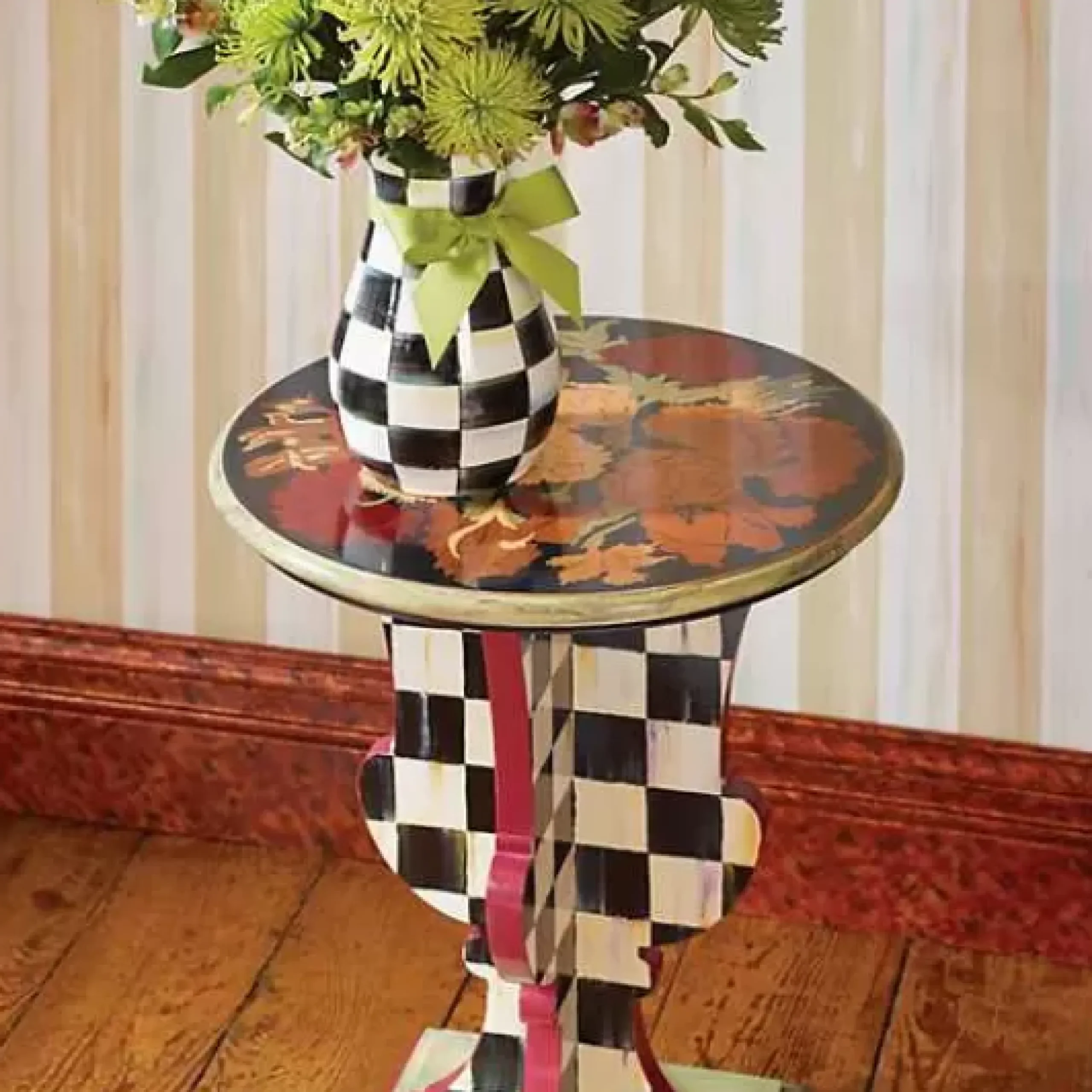 MacKenzie-Childs Parchment Stripe Wallpaper< Finishing Touches|Room Accents