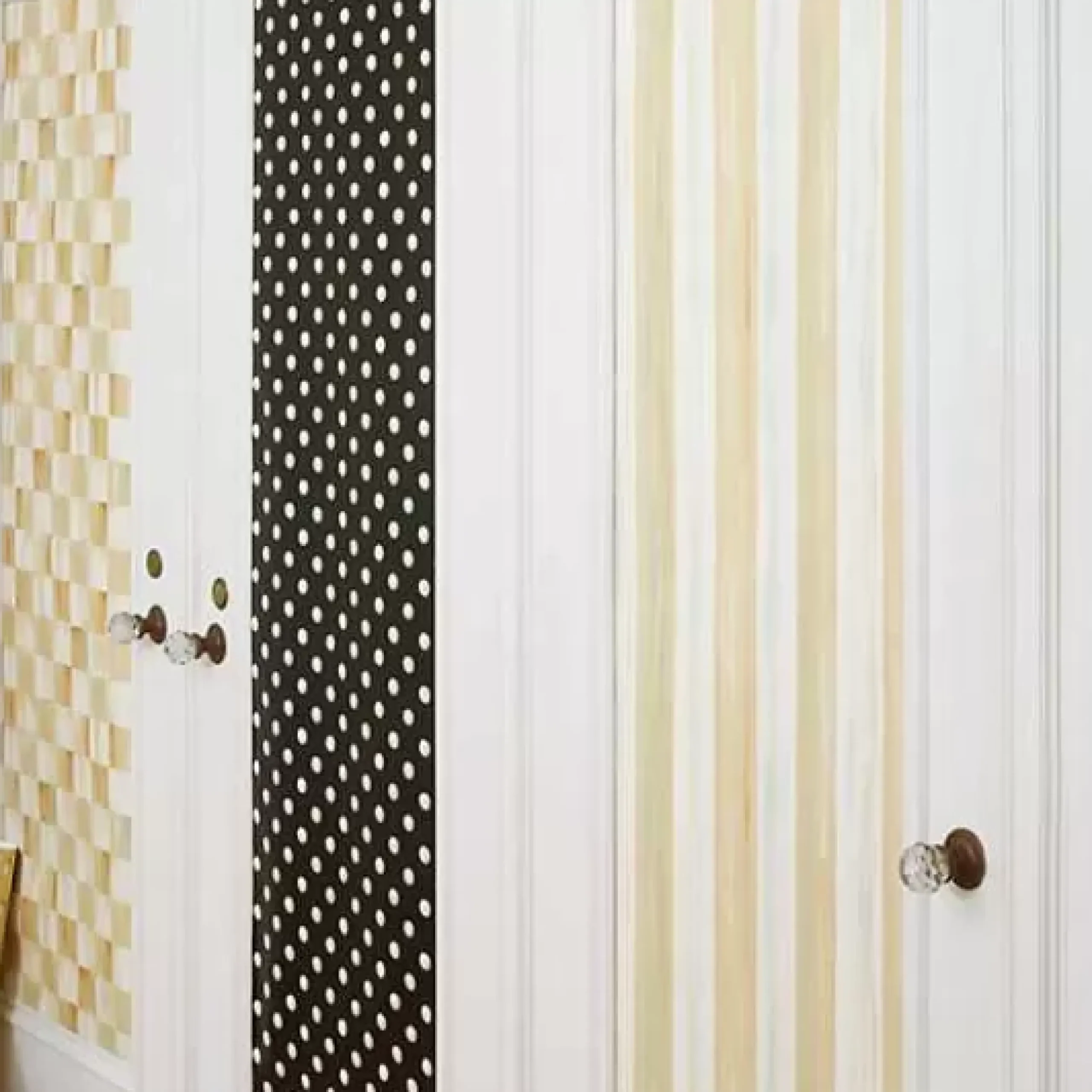 MacKenzie-Childs Parchment Stripe Wallpaper< Finishing Touches|Room Accents