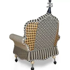 MacKenzie-Childs Queen Bee Courtyard Outdoor Wing Chair< Outdoor|Spring
