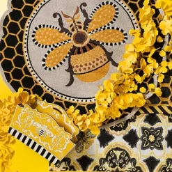 MacKenzie-Childs Queen Bee Rug 4' Round Rug< Rugs