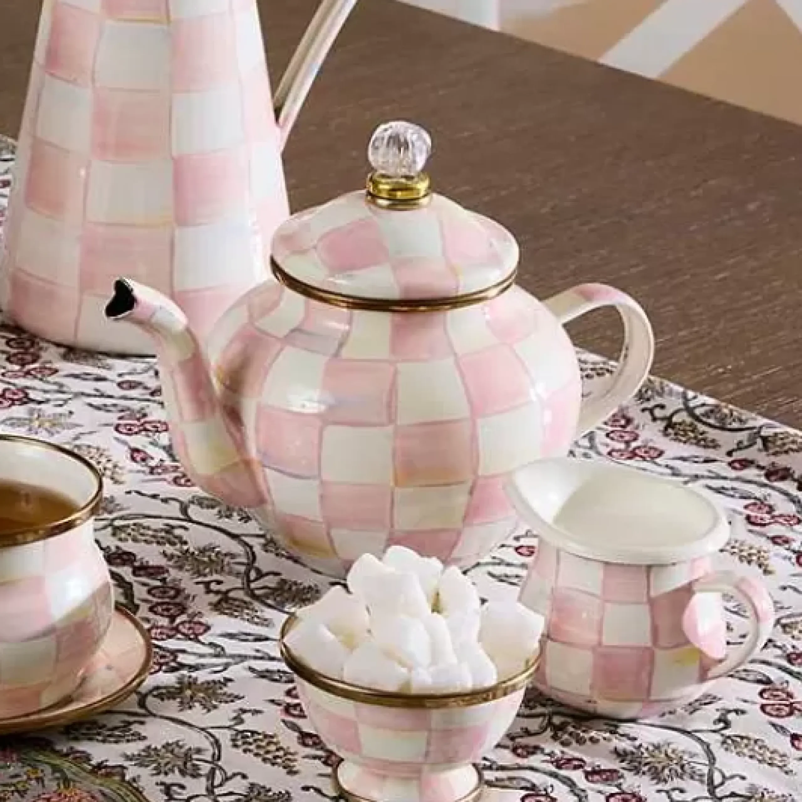 MacKenzie-Childs Rosy Check 4 Cup Teapot< The Coffee Shop|Fall Entertaining