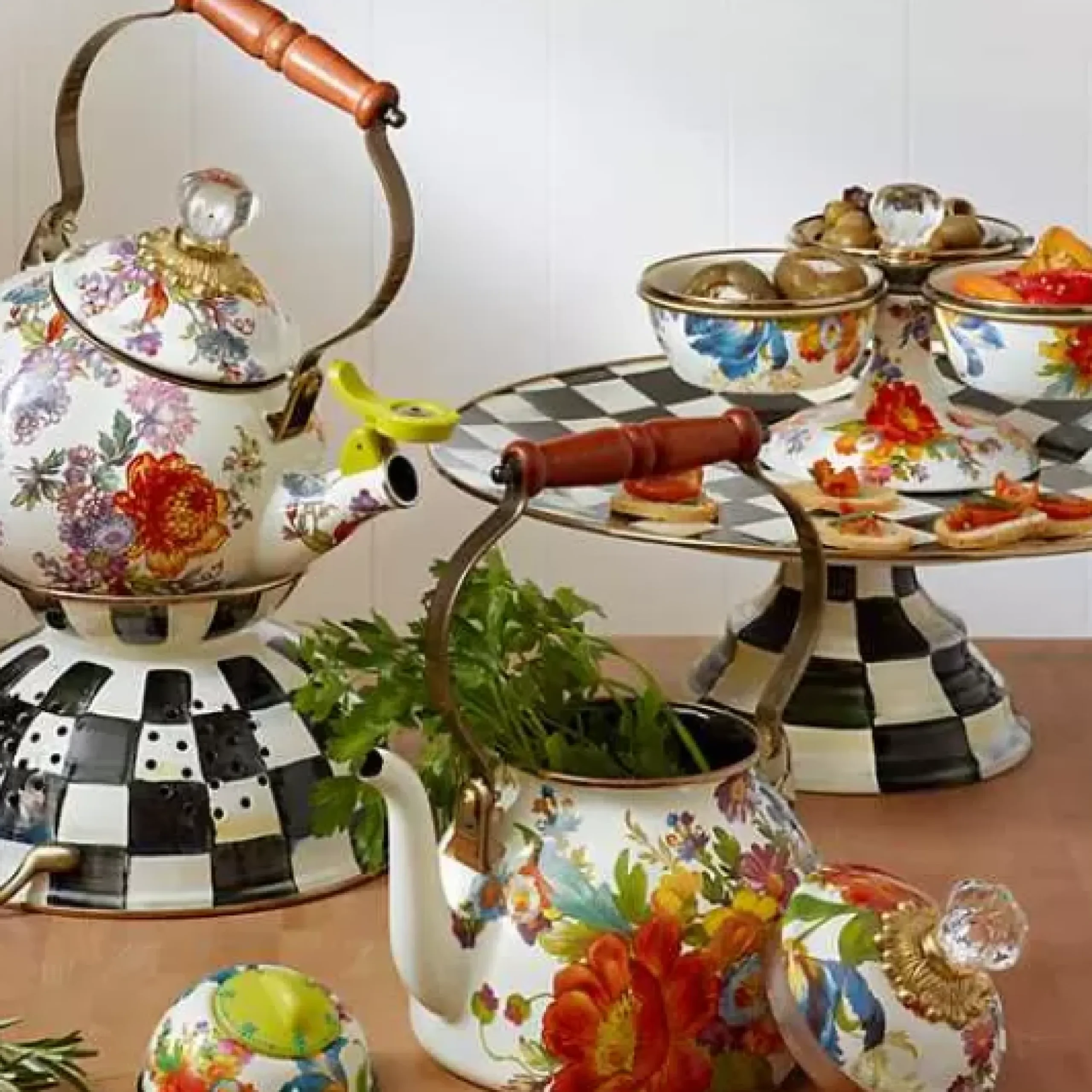 MacKenzie-Childs White Flower Market 2 Quart Tea Kettle< The Coffee Shop|Tea Kettles