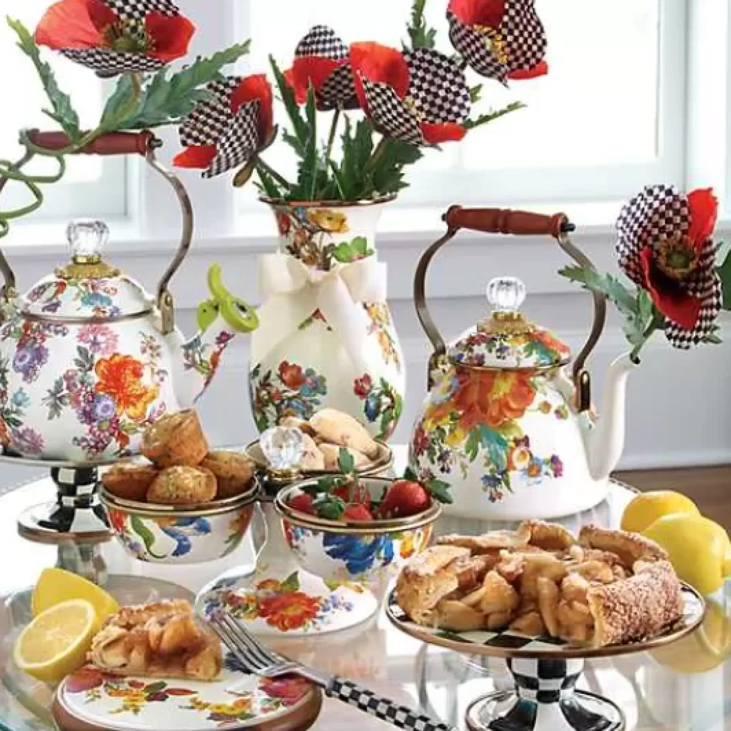 MacKenzie-Childs White Flower Market 2 Quart Tea Kettle< The Coffee Shop|Tea Kettles