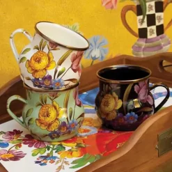 MacKenzie-Childs White Flower Market Mug< The Coffee Shop|Drinkware