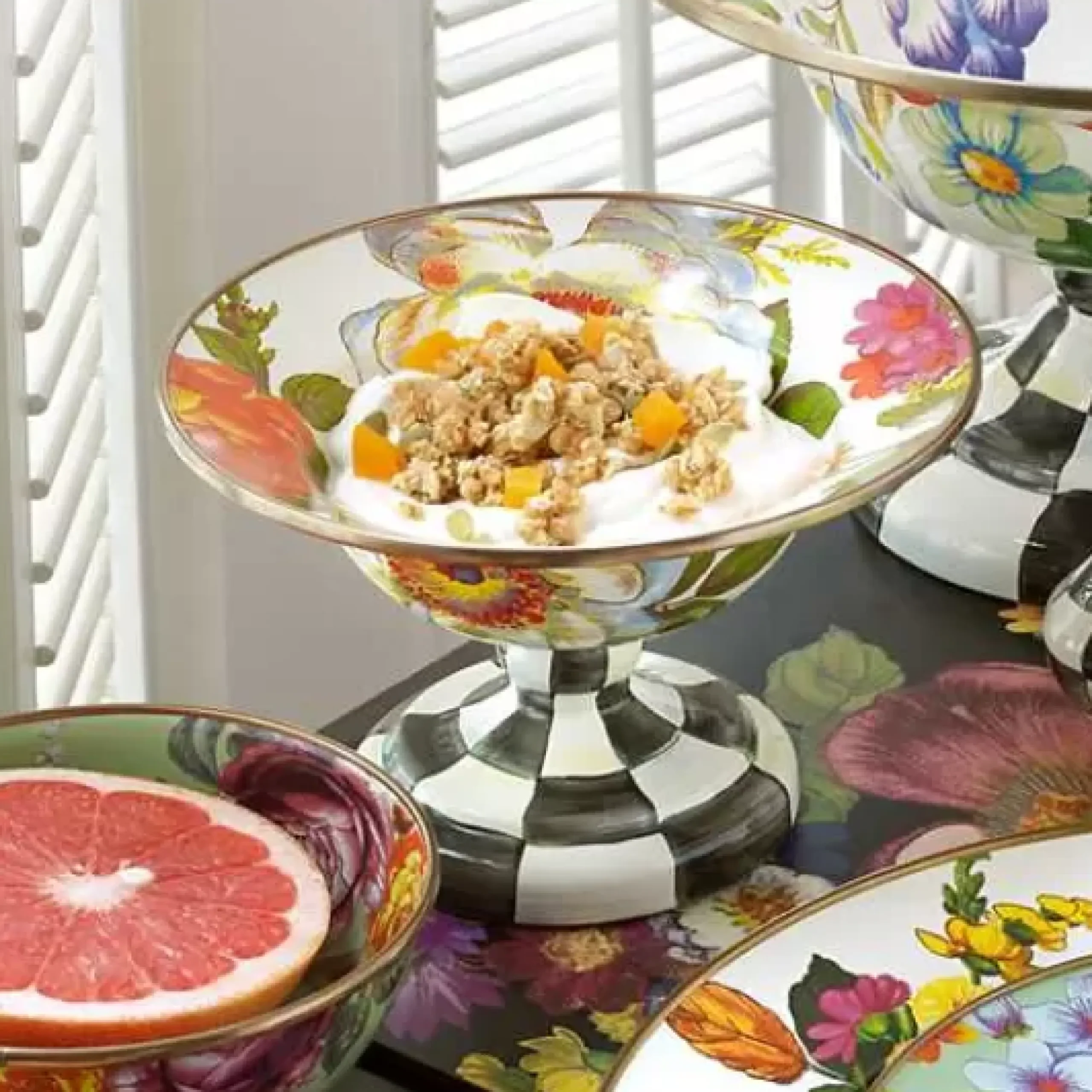 MacKenzie-Childs White Flower Market Small Compote< Serveware